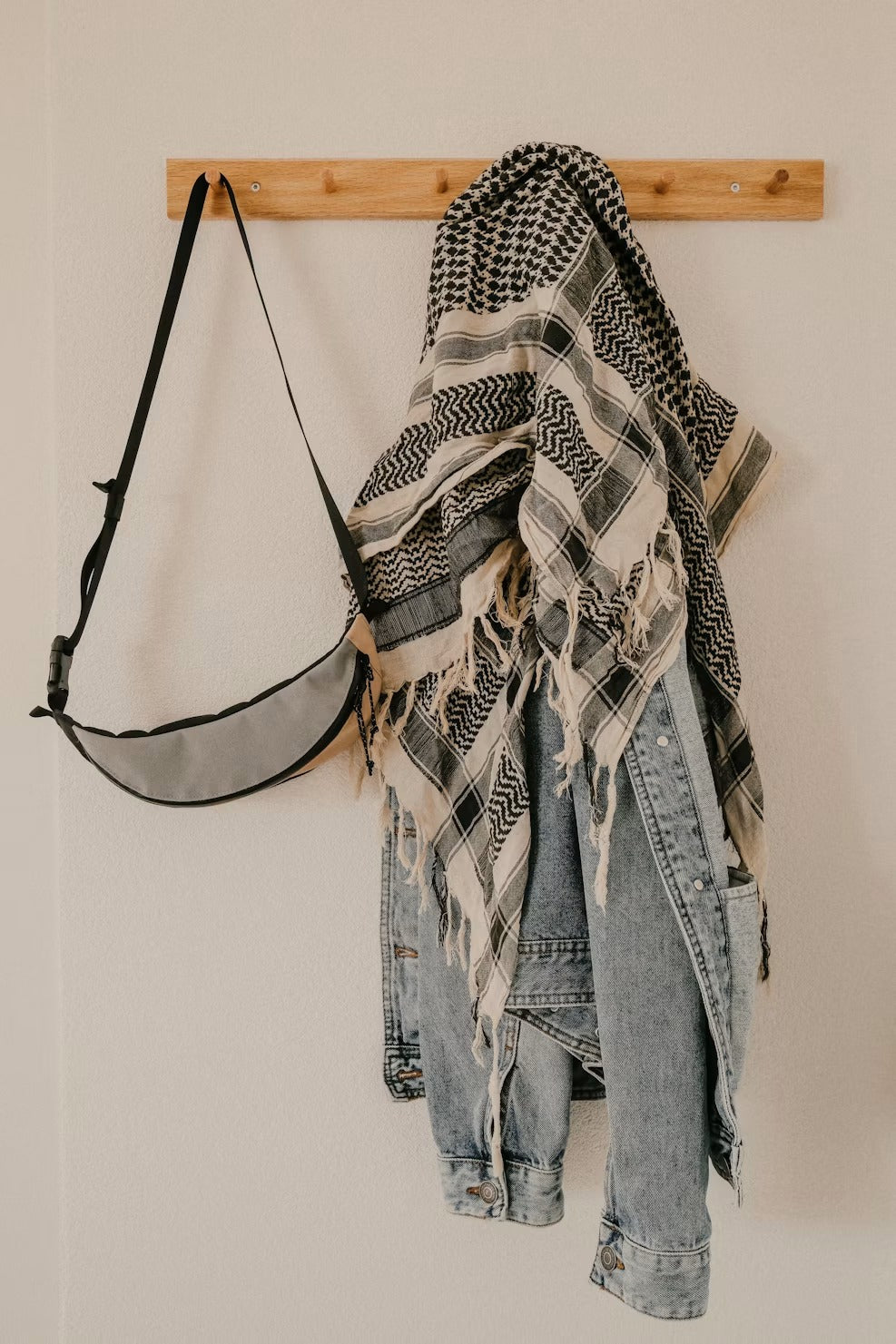 Keffiyeh and Shemagh: What's the Difference?
